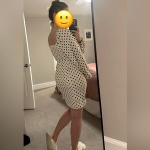 Line and Dot white dress with black polka dots. Size small